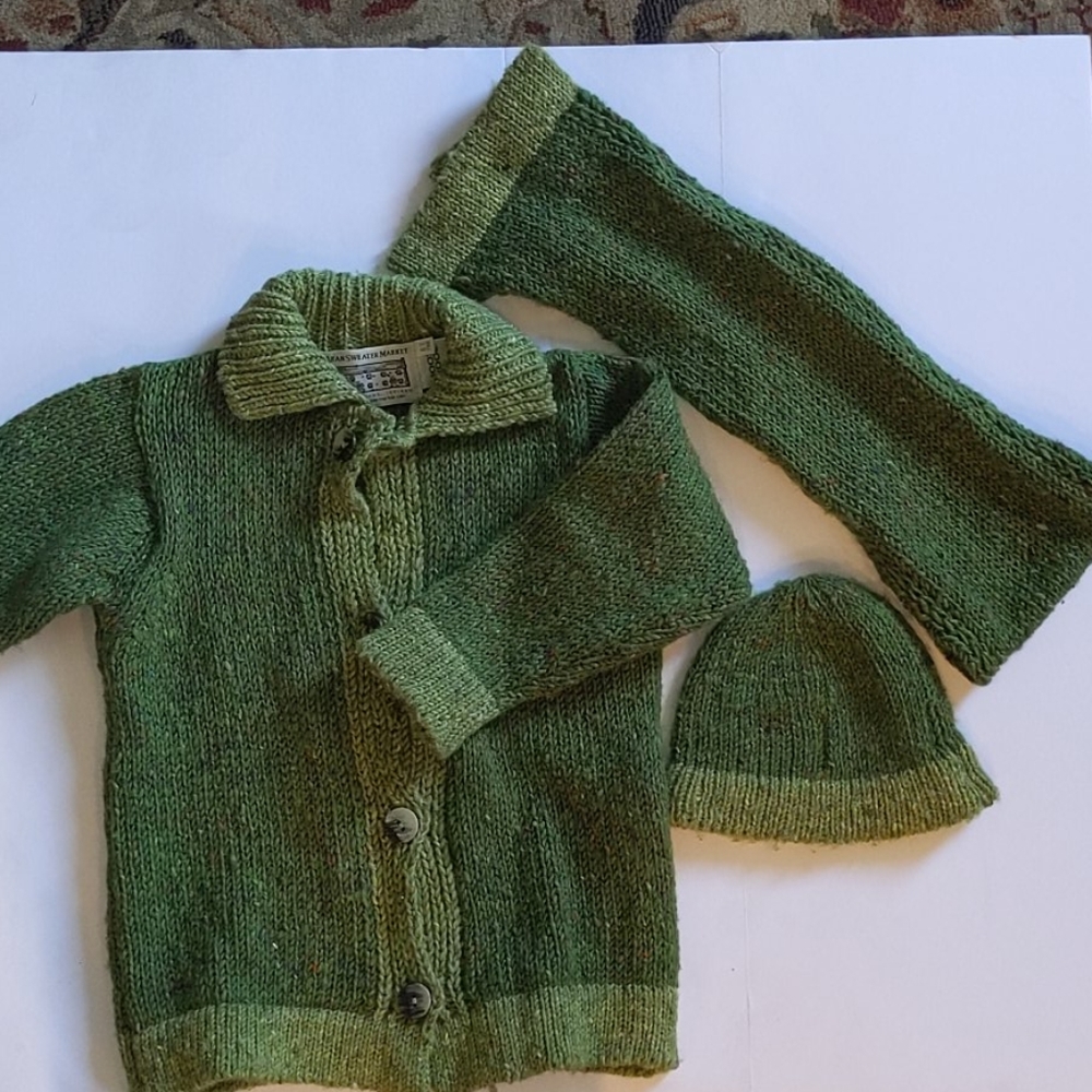 100% wool Girls sweater, hat & scarf from Ireland